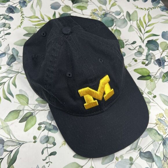 New Era University Of Michigan Navy Wolverines Classic Cap - Picture 1 of 5